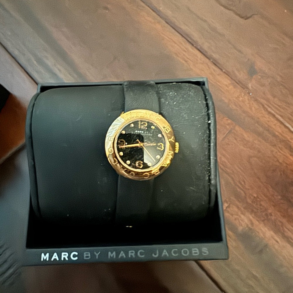 Marc Jacobs women’s watch